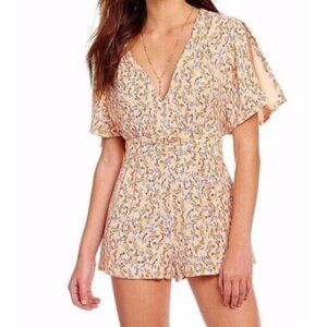 Free People Floral 40s Style Flutter Sleeve Playsuit Romper Size 8 Pink